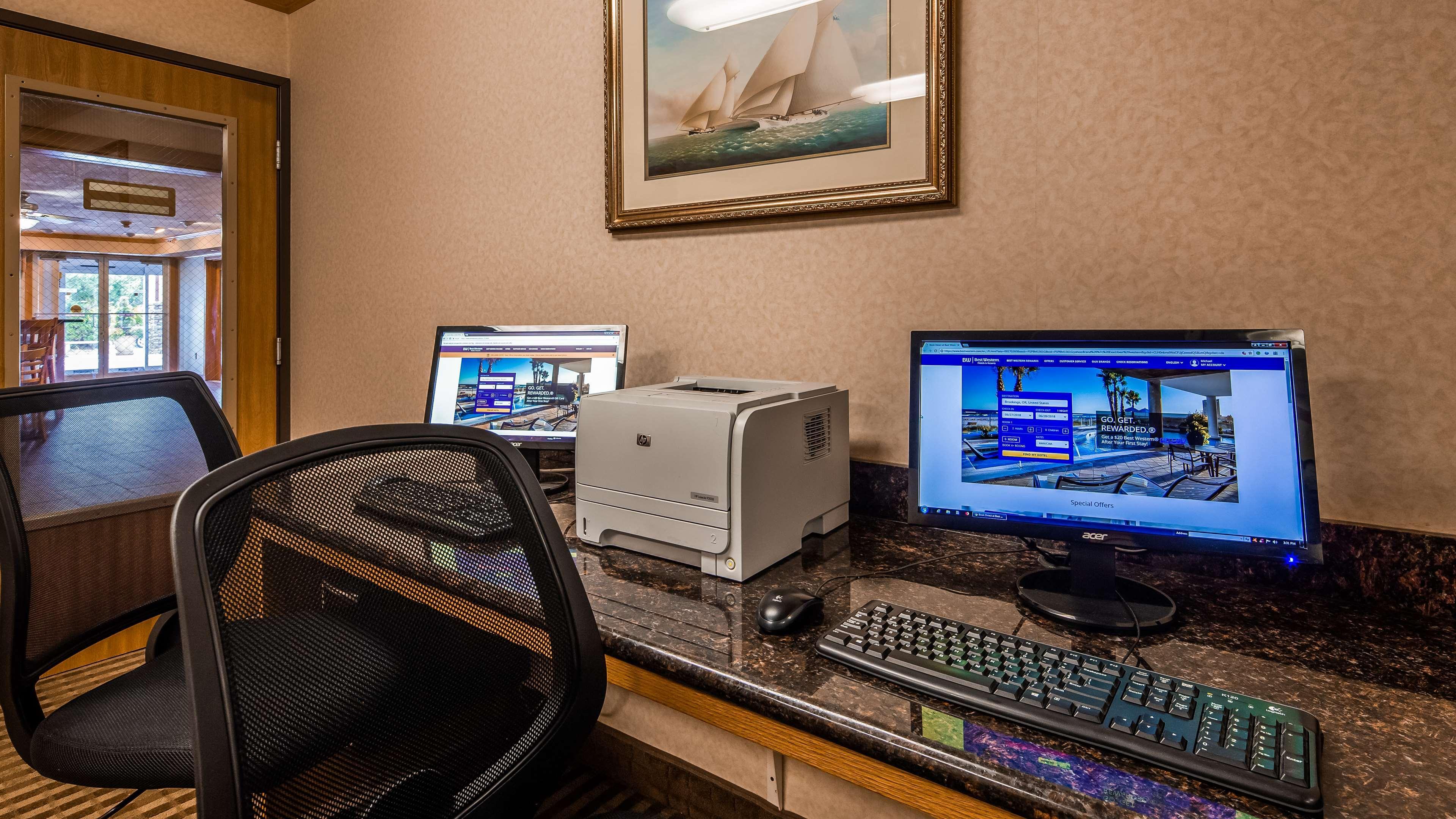 Best Western Plus Landmark Inn Lincoln City Esterno foto